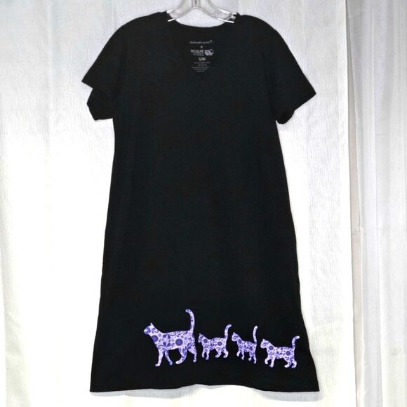 Animal Rescue Wildlife Works Black & Purple Calico Print in Cat Tee Shirt Dress - Picture 1 of 8